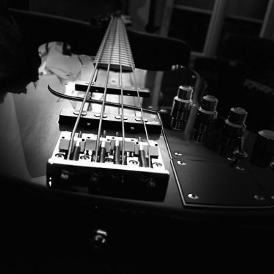 FAB_BASS